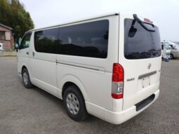 Toyota HiAce 2021